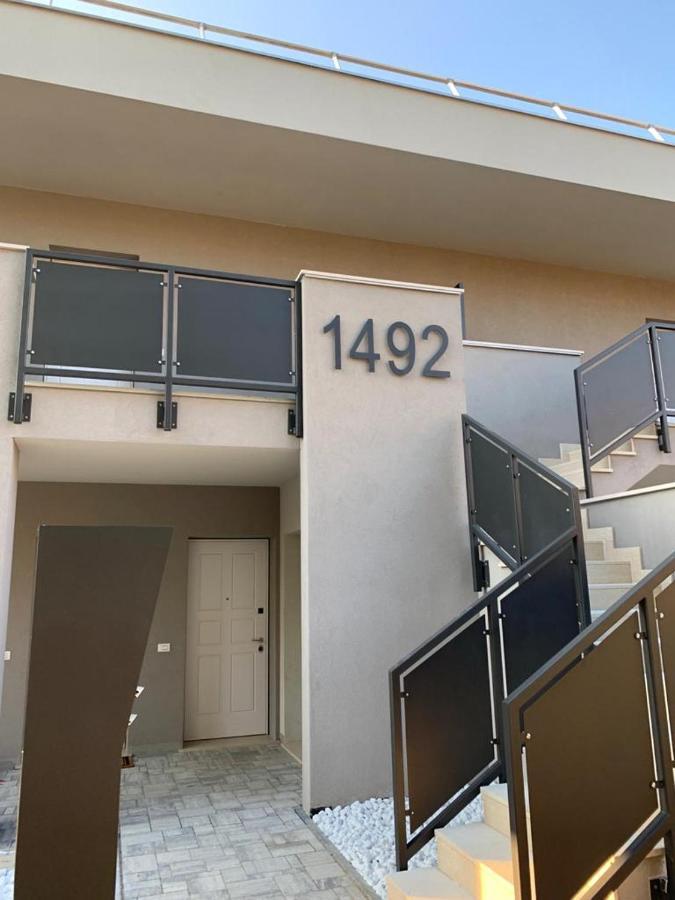 Apartment White House 4 *